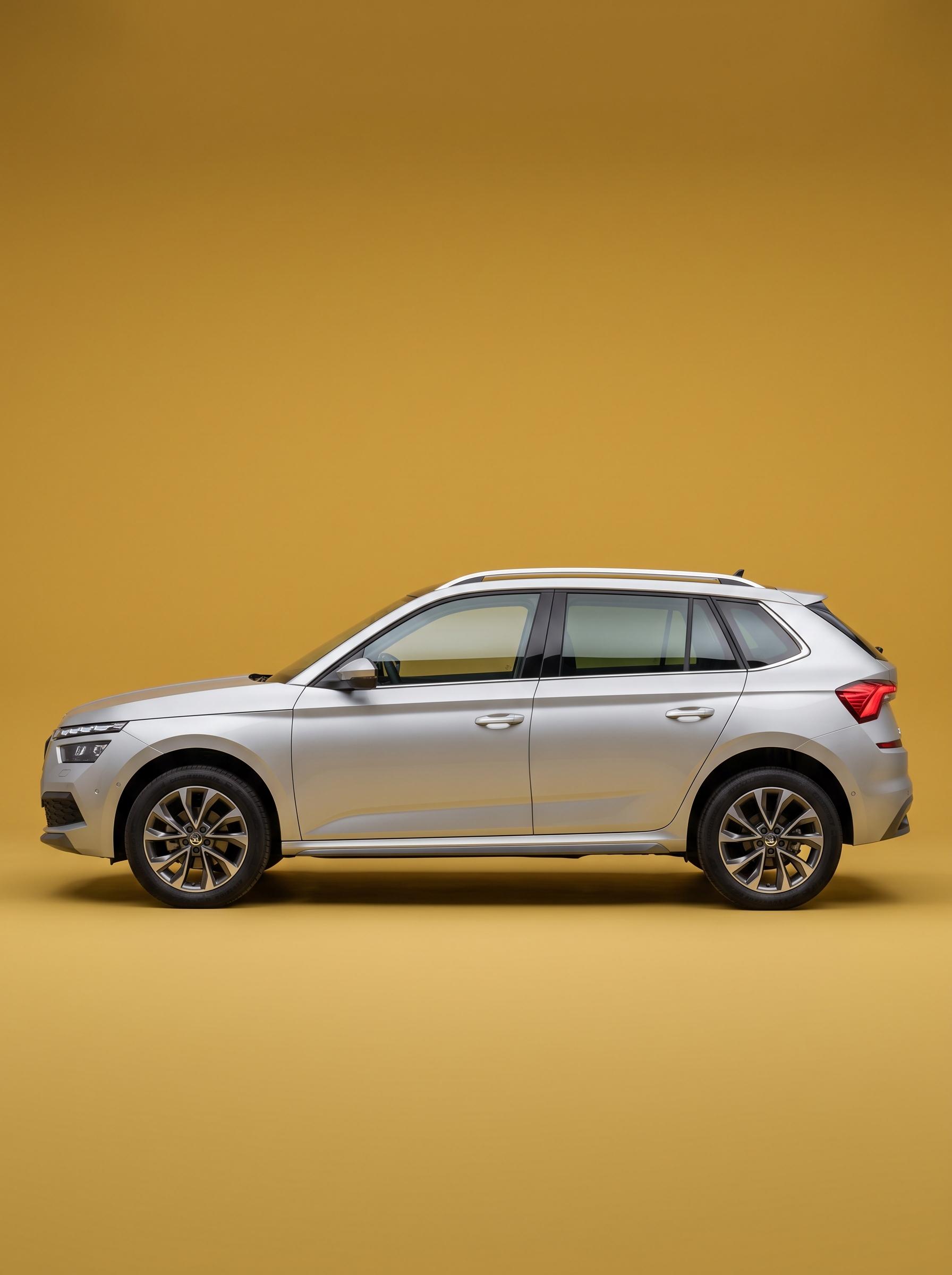 Skoda Kamiq Automatic with 5 seats — rent from €40/day